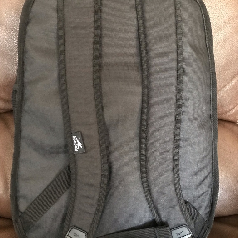 Brand new with tag Reebok backpack - Picture 3 of 3